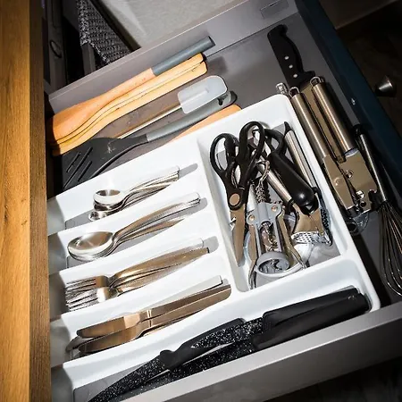 Appartement Romantic Sea View Studio, Steps Away From The Antibes