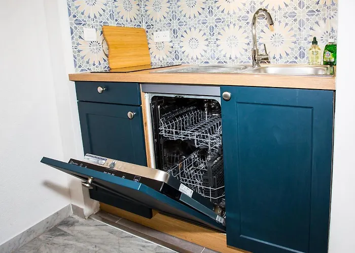 Romantic Sea View Studio, Steps Away From The Daire